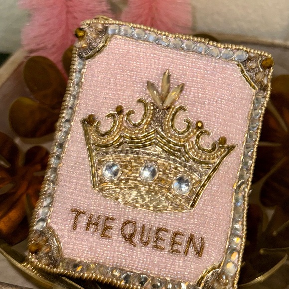 Mary Frances Pink and Gold Crown Beaded Key Fob Coin Purse - Picture 2 of 6